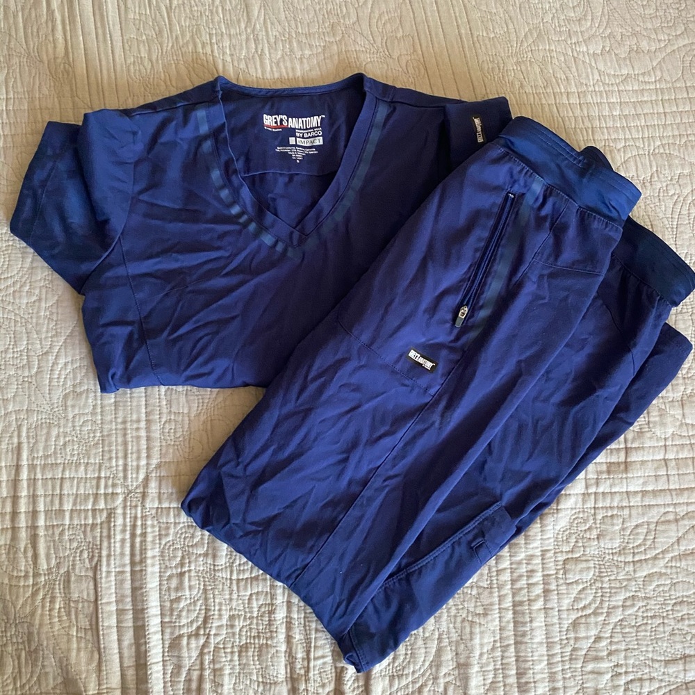 Grey’s Scrubs Woman Small